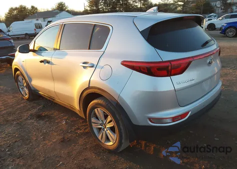 2017 Kia Sportage Lx z USA, uszkodzony, nr VIN KNDPMCAC8H7238890